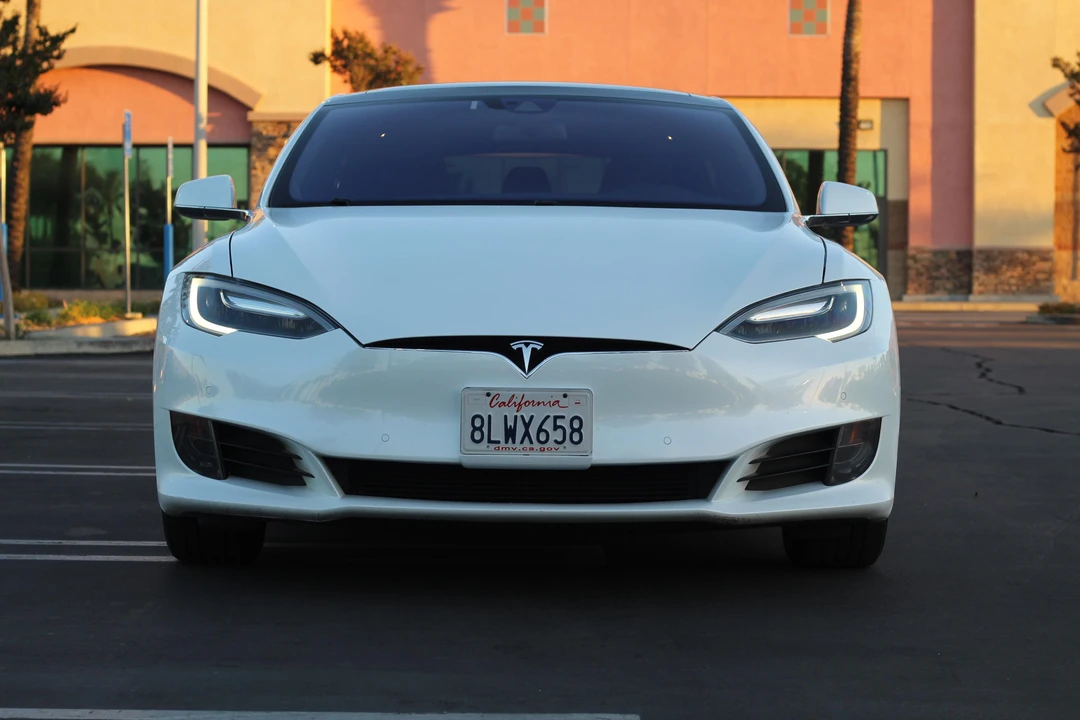 2016 Tesla Model S - Image 6 of 29