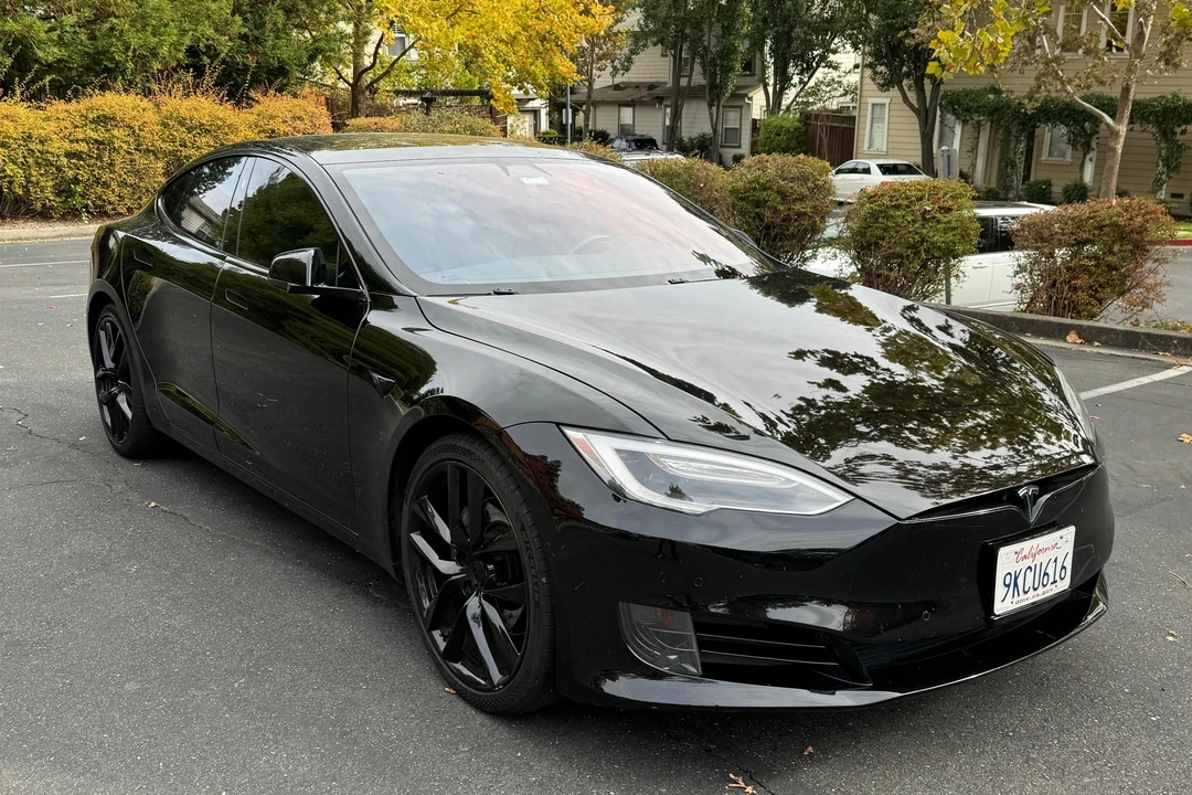 2016 Tesla Model S - Image 8 of 31