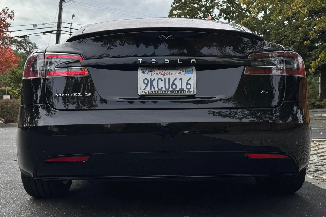 2016 Tesla Model S - Image 5 of 31