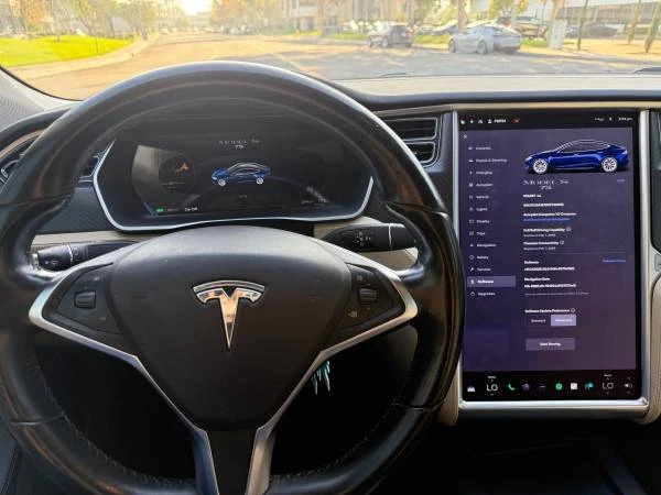2016 Tesla Model S - Image 8 of 13