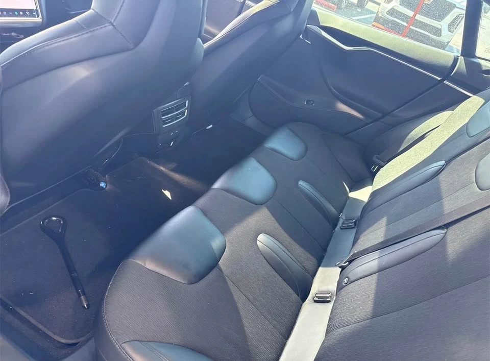 2016 Tesla Model S - Image 5 of 5