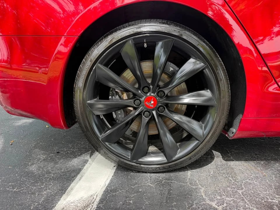 2016 Tesla Model S - Image 11 of 14