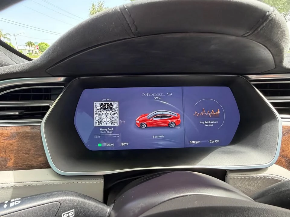 2016 Tesla Model S - Image 7 of 14