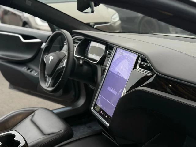 2016 Tesla Model S - Image 15 of 21