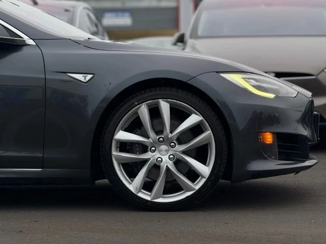 2016 Tesla Model S - Image 7 of 21