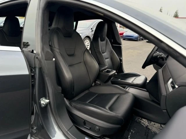 2016 Tesla Model S - Image 11 of 12