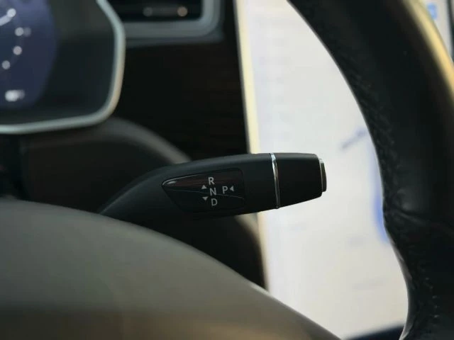 2016 Tesla Model S - Image 16 of 20