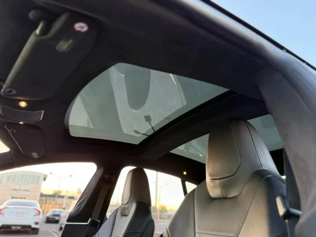 2016 Tesla Model S - Image 16 of 21
