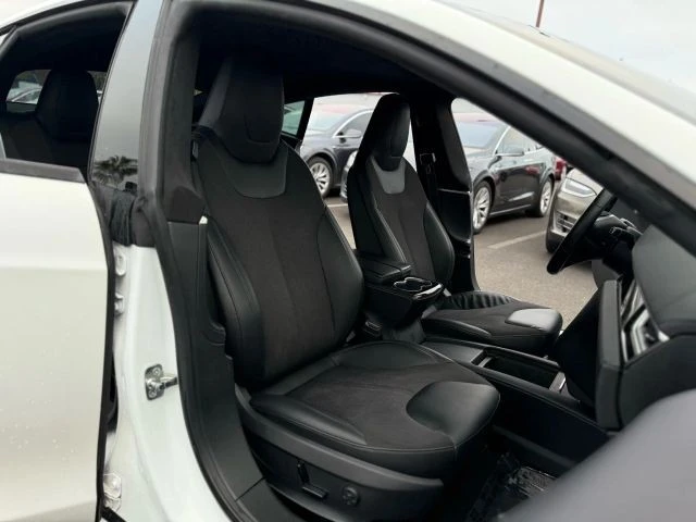 2016 Tesla Model S - Image 11 of 12