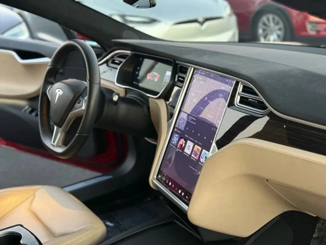 2016 Tesla Model S - Image 15 of 21