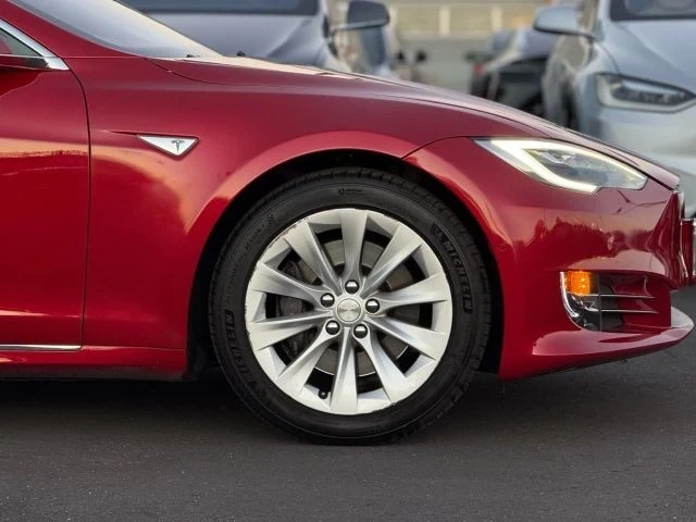 2016 Tesla Model S - Image 7 of 21