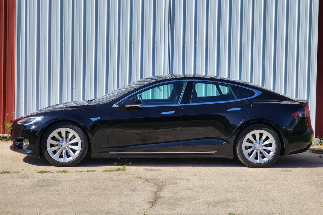 2016 Tesla Model S - Image 3 of 31