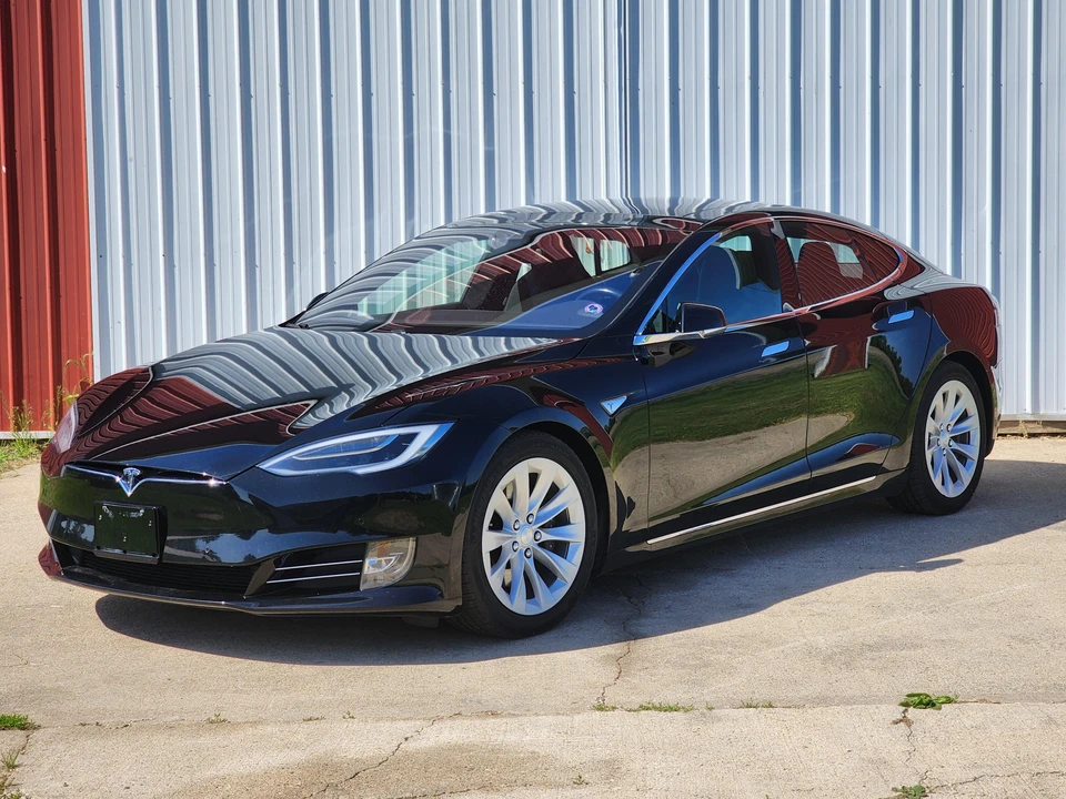 2016 Tesla Model S - Image 6 of 31