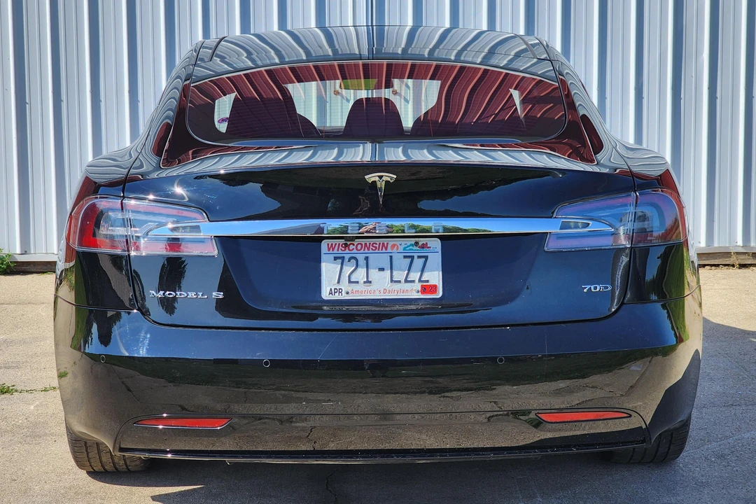 2016 Tesla Model S - Image 5 of 31