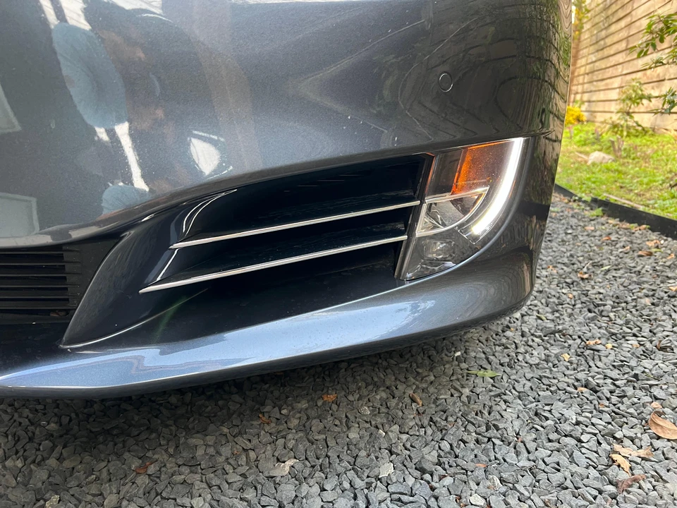 2016 Tesla Model S - Image 18 of 31