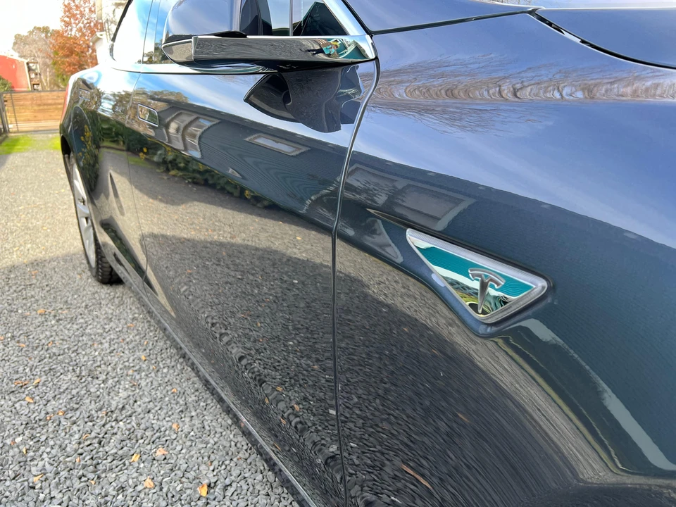 2016 Tesla Model S - Image 31 of 31