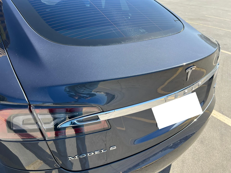 2016 Tesla Model S - Image 25 of 31