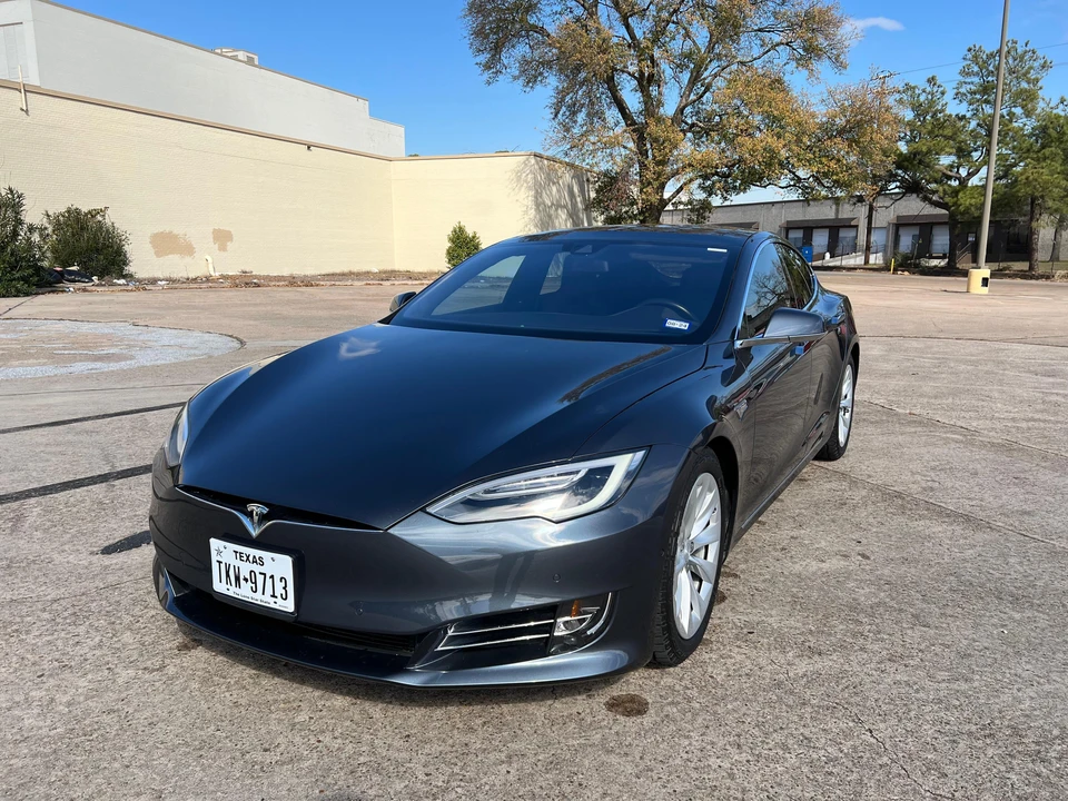 2016 Tesla Model S - Image 6 of 31