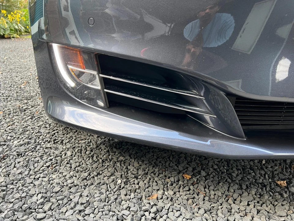 2016 Tesla Model S - Image 17 of 31