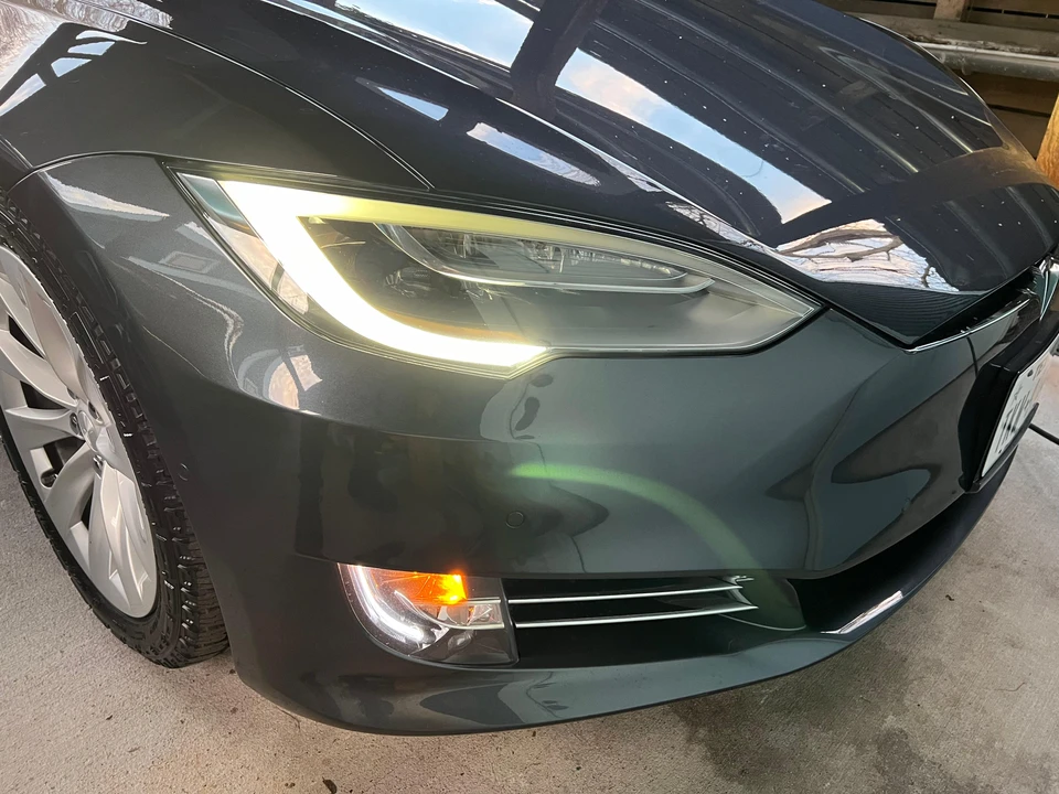 2016 Tesla Model S - Image 16 of 31