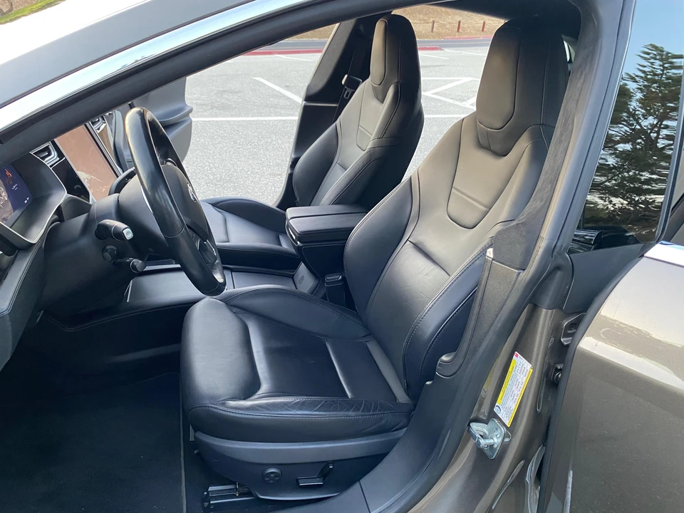 2016 Tesla Model S - Image 27 of 31