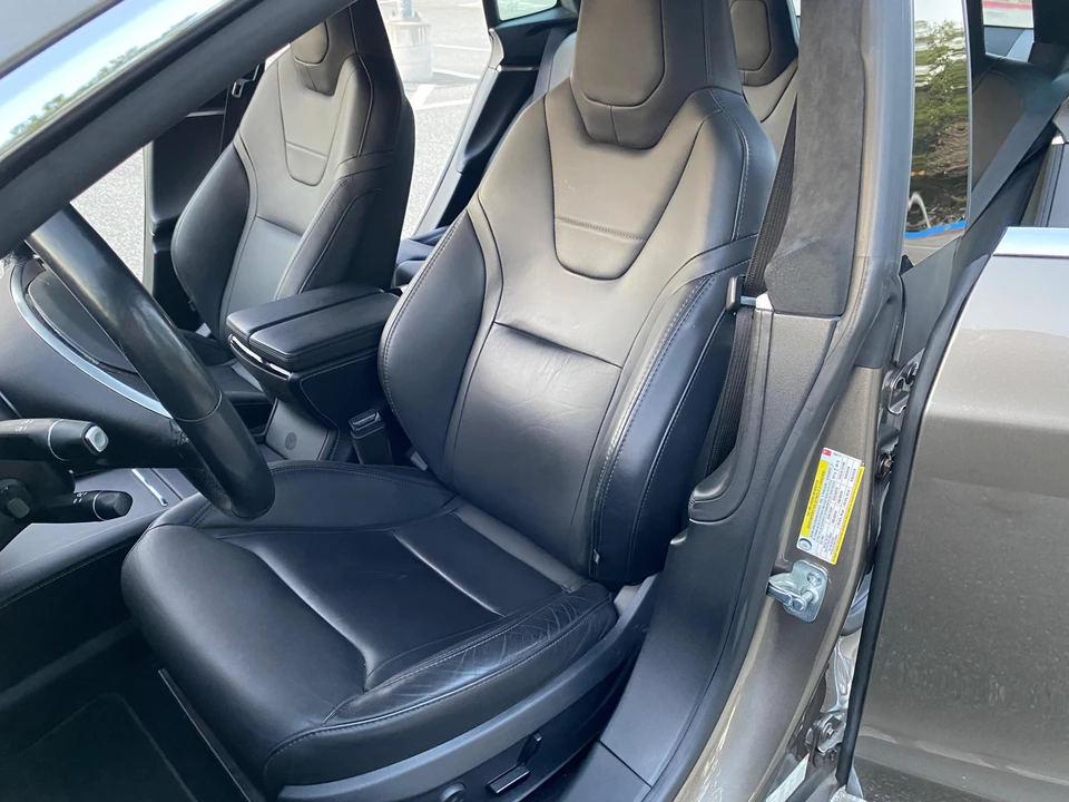 2016 Tesla Model S - Image 26 of 31