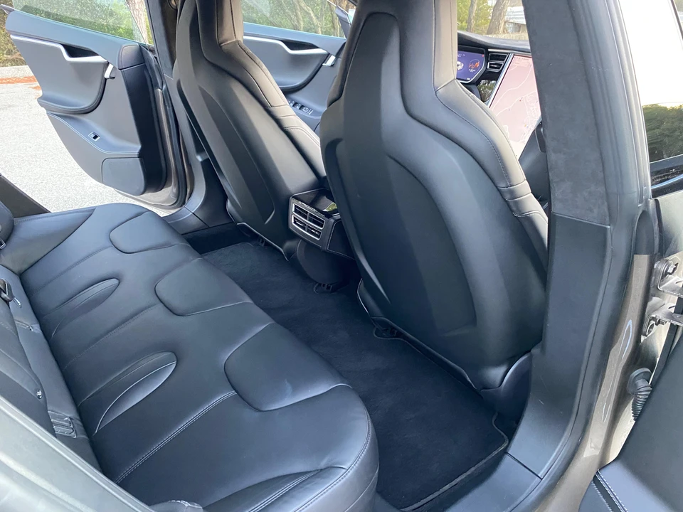 2016 Tesla Model S - Image 31 of 31