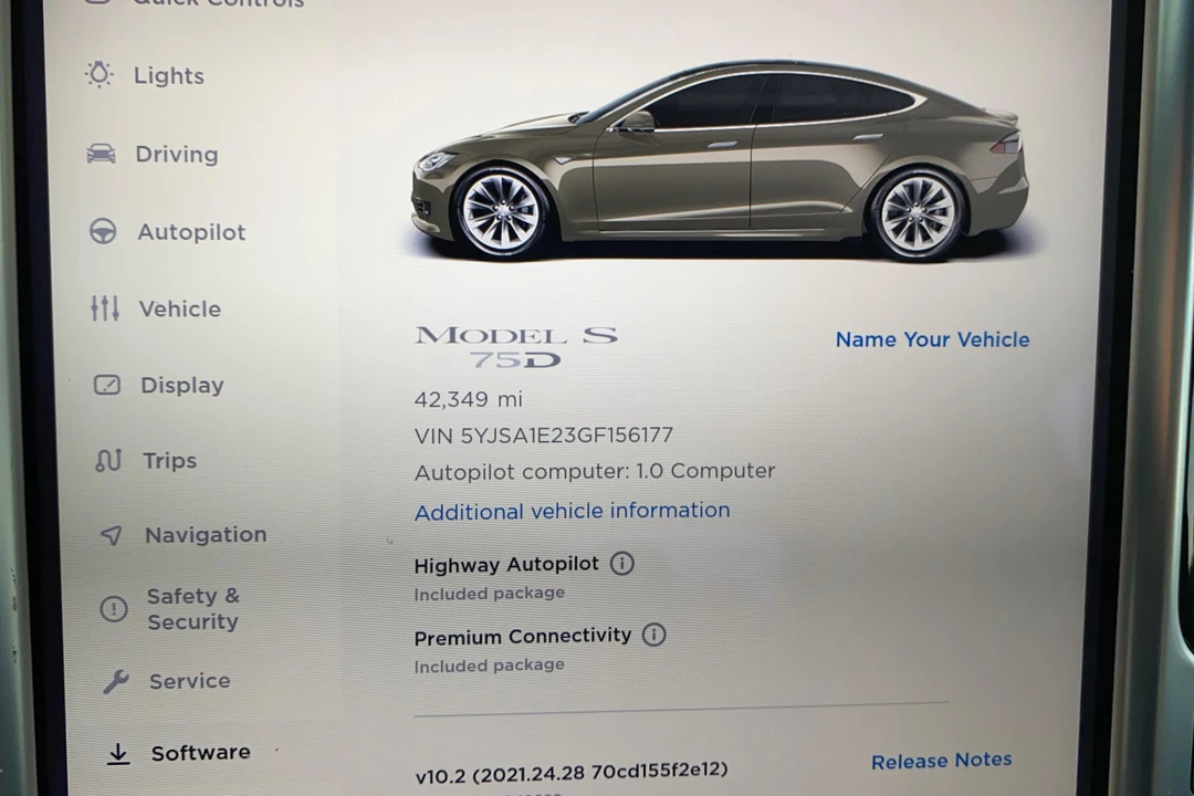 2016 Tesla Model S - Image 25 of 31
