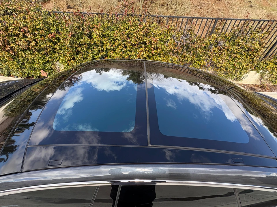 2016 Tesla Model S - Image 23 of 31