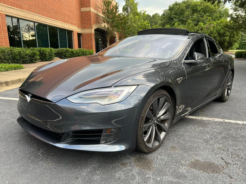 2016 Tesla Model S - Image 8 of 31