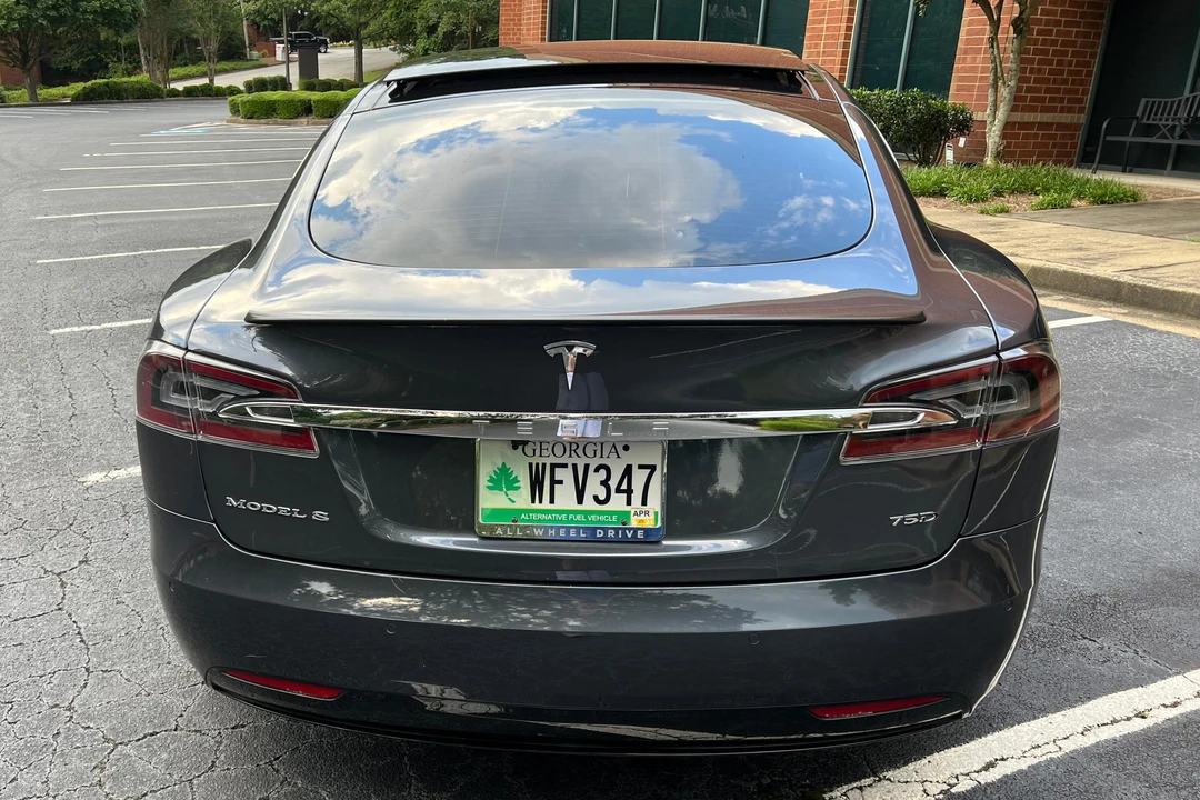 2016 Tesla Model S - Image 5 of 31