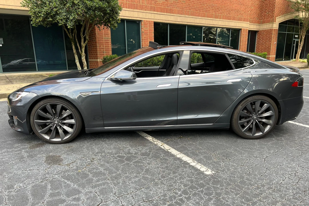 2016 Tesla Model S - Image 3 of 31