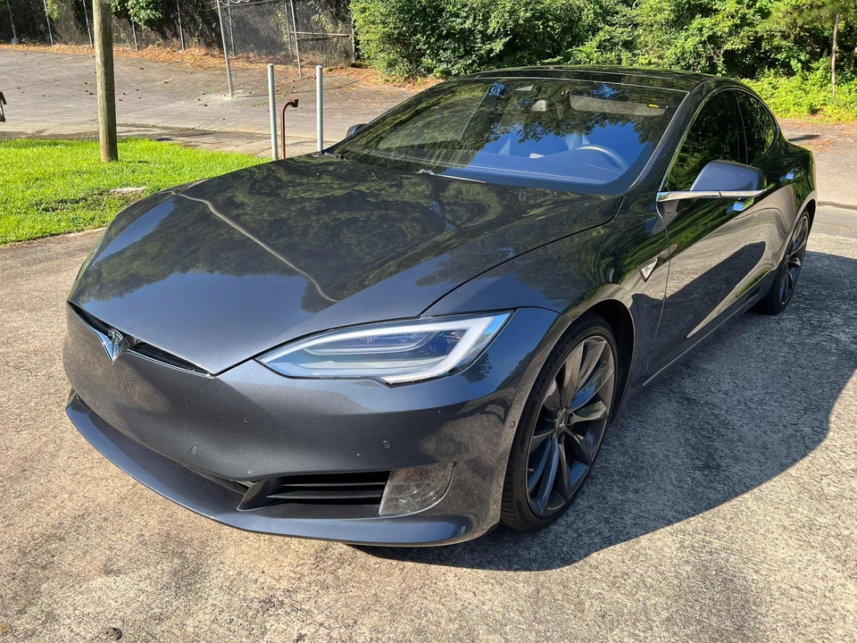 2016 Tesla Model S - Image 7 of 31