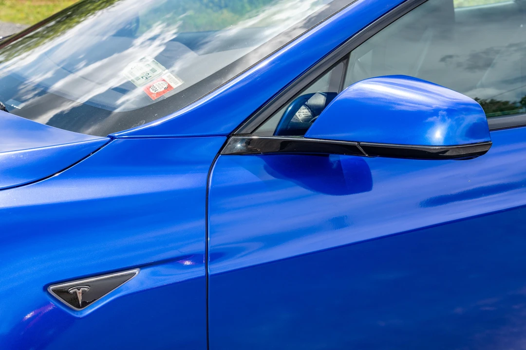 2016 Tesla Model S - Image 17 of 31