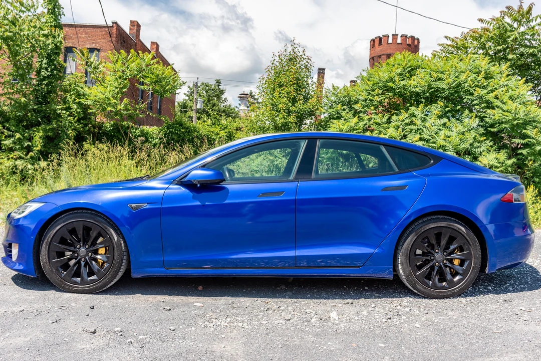 2016 Tesla Model S - Image 3 of 31
