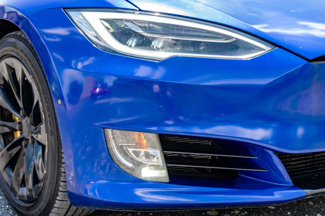 2016 Tesla Model S - Image 12 of 31