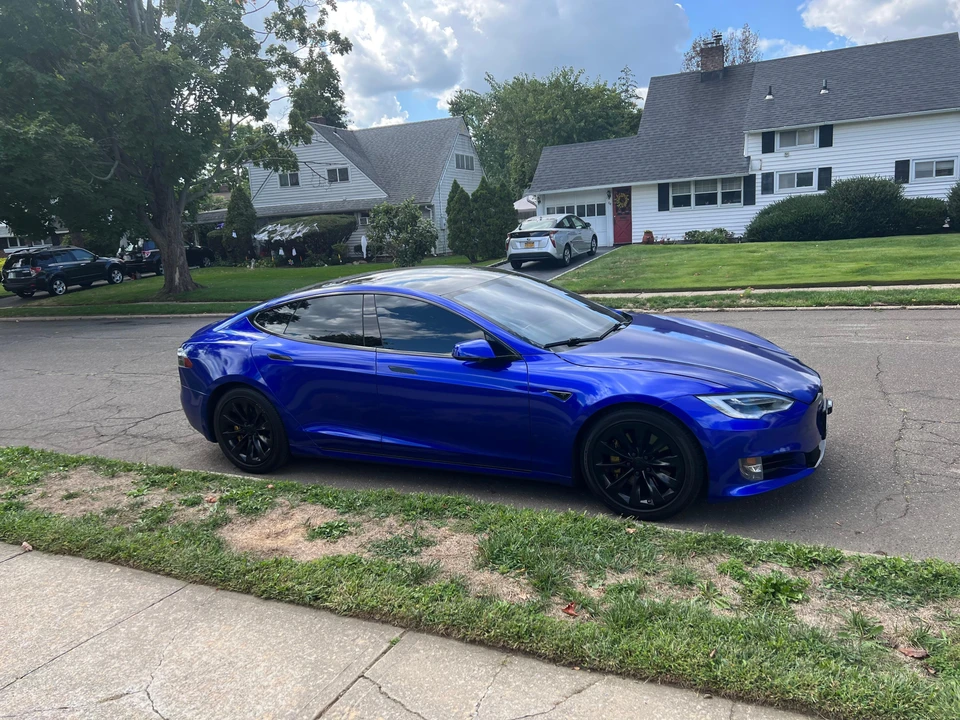 2016 Tesla Model S - Image 10 of 31