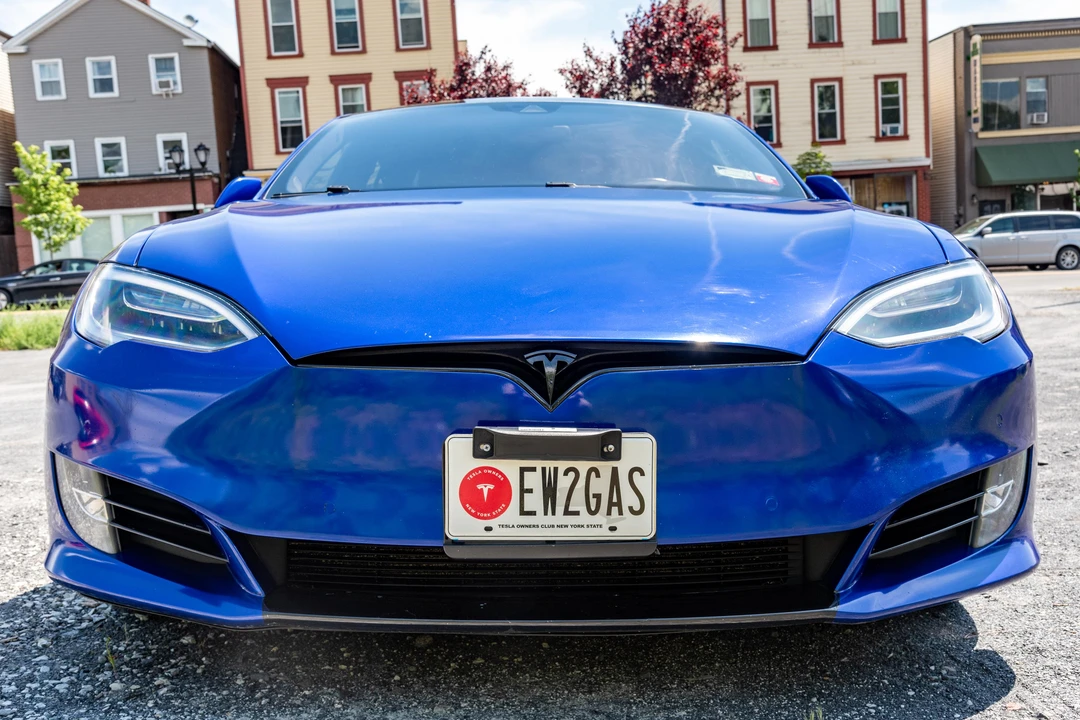 2016 Tesla Model S - Image 6 of 31