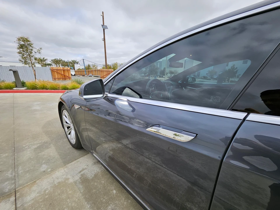 2016 Tesla Model S - Image 31 of 31