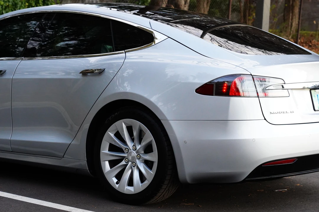 2016 Tesla Model S - Image 31 of 31