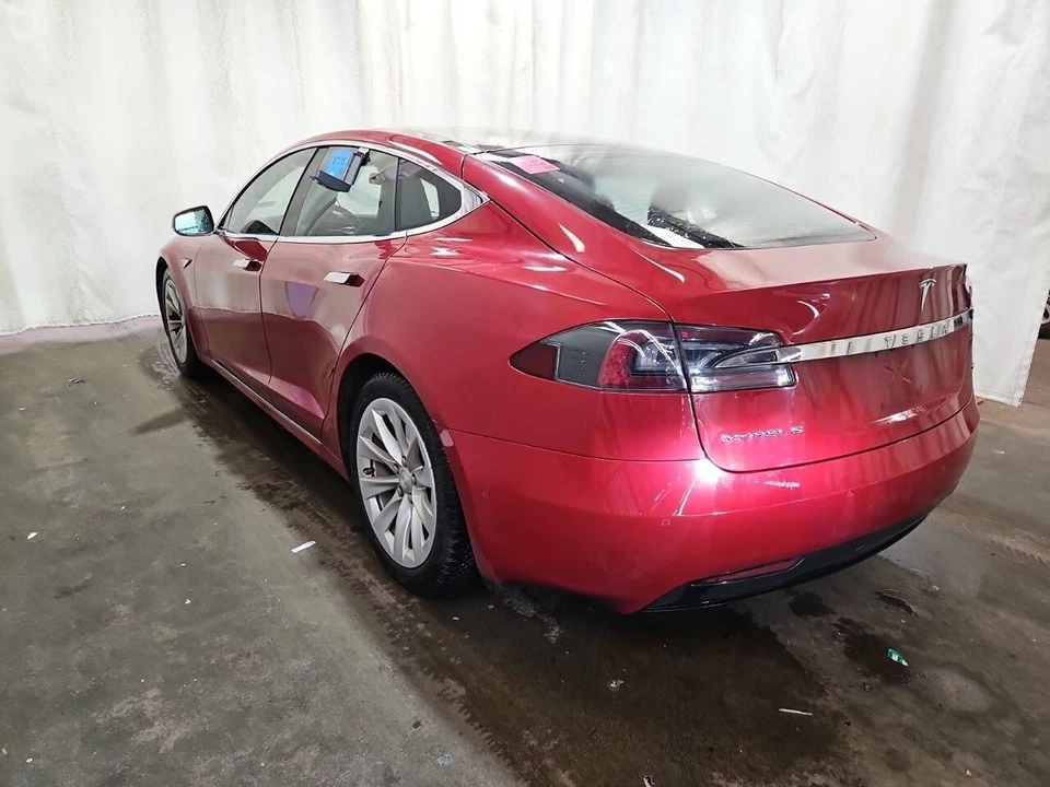 2016 Tesla Model S - Image 7 of 12