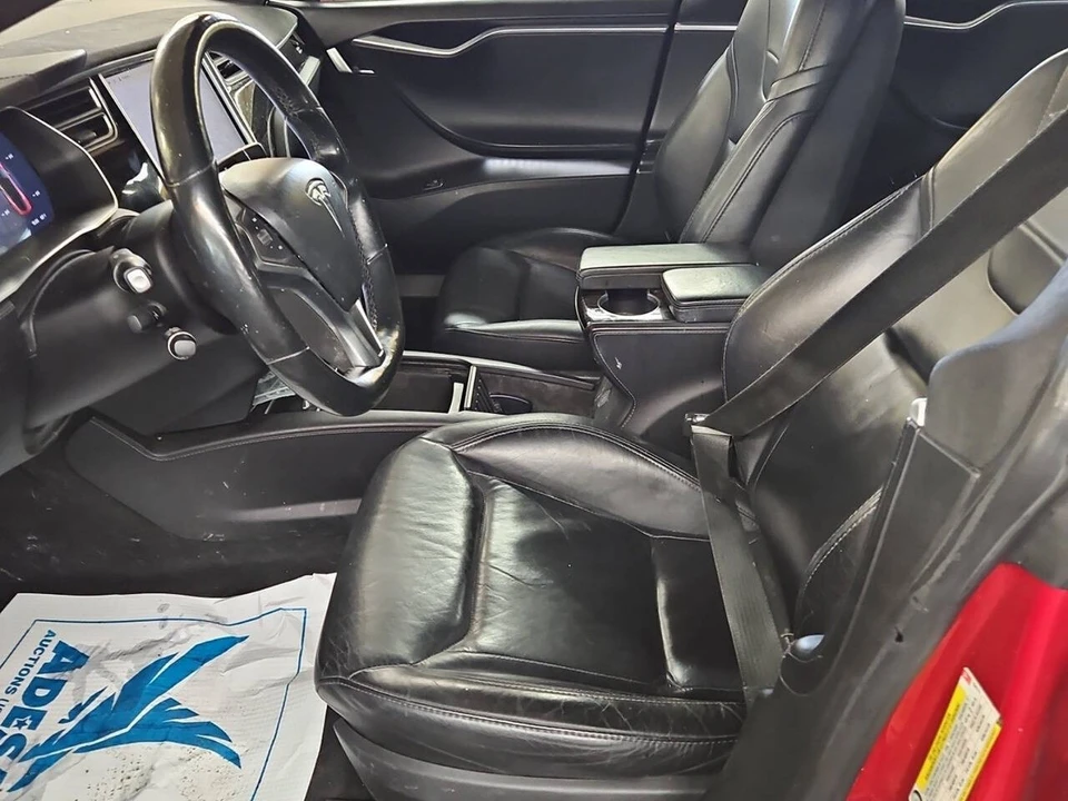 2016 Tesla Model S - Image 10 of 12