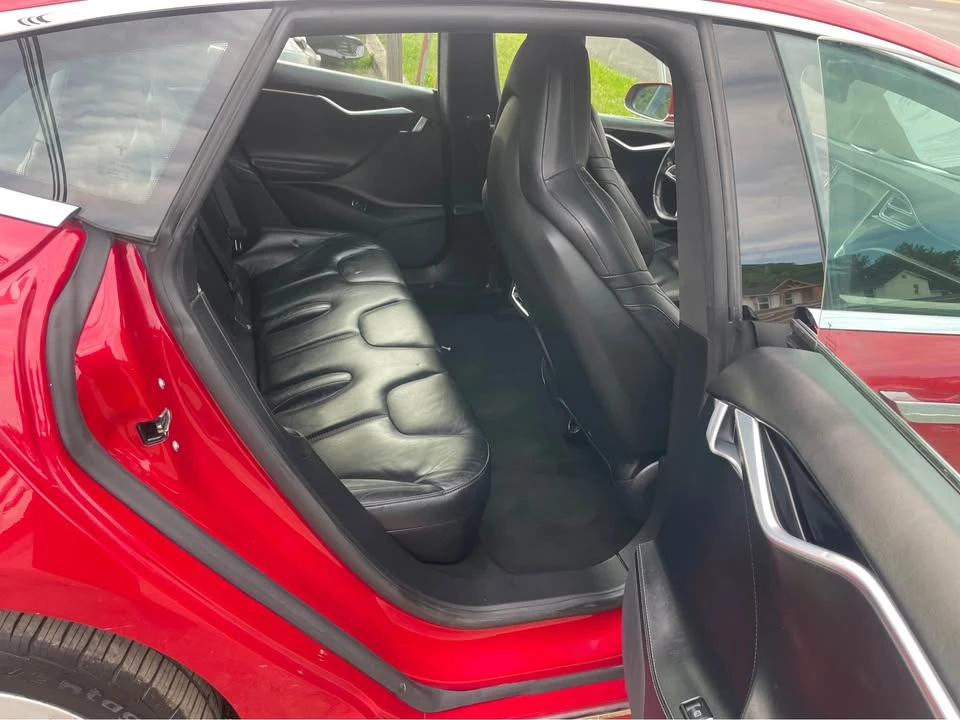 2016 Tesla Model S - Image 9 of 20
