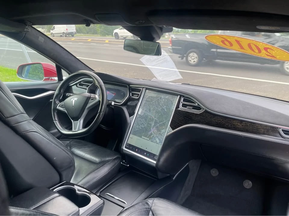 2016 Tesla Model S - Image 11 of 20