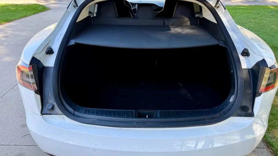 2016 Tesla Model S - Image 7 of 20