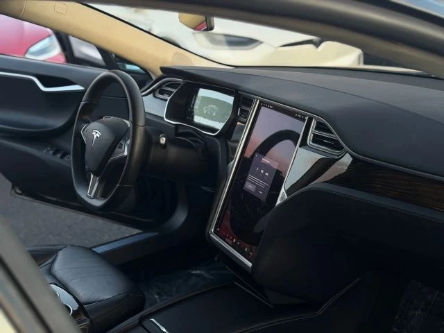 2016 Tesla Model S - Image 14 of 21