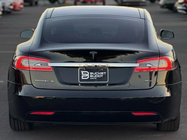 2016 Tesla Model S - Image 8 of 12
