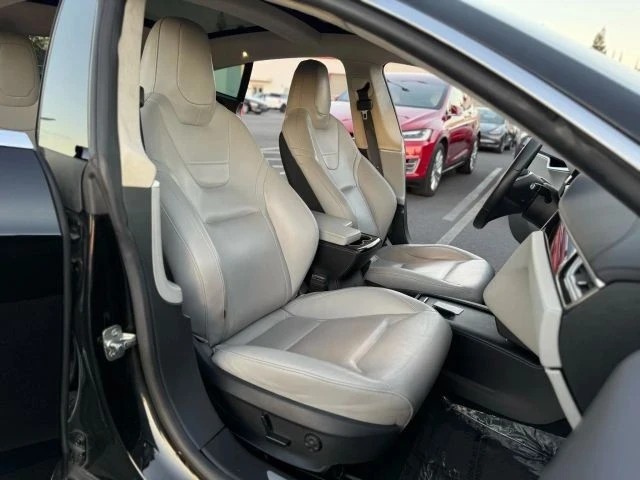 2016 Tesla Model S - Image 11 of 12
