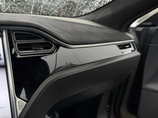 2016 Tesla Model S - Image 21 of 21