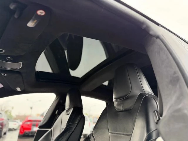 2016 Tesla Model S - Image 17 of 21